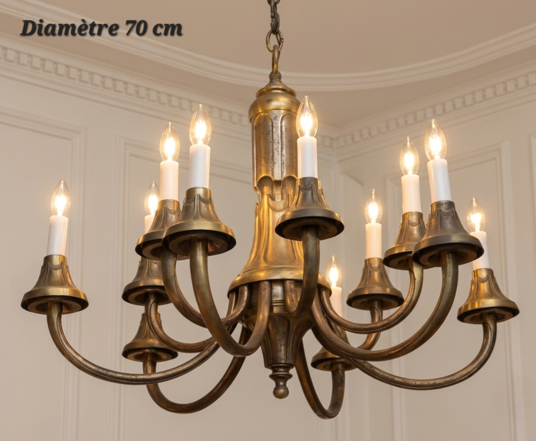 Lustre en bronze massif à 12 lampes disposées en 6 + 6, diamètre 70 cm