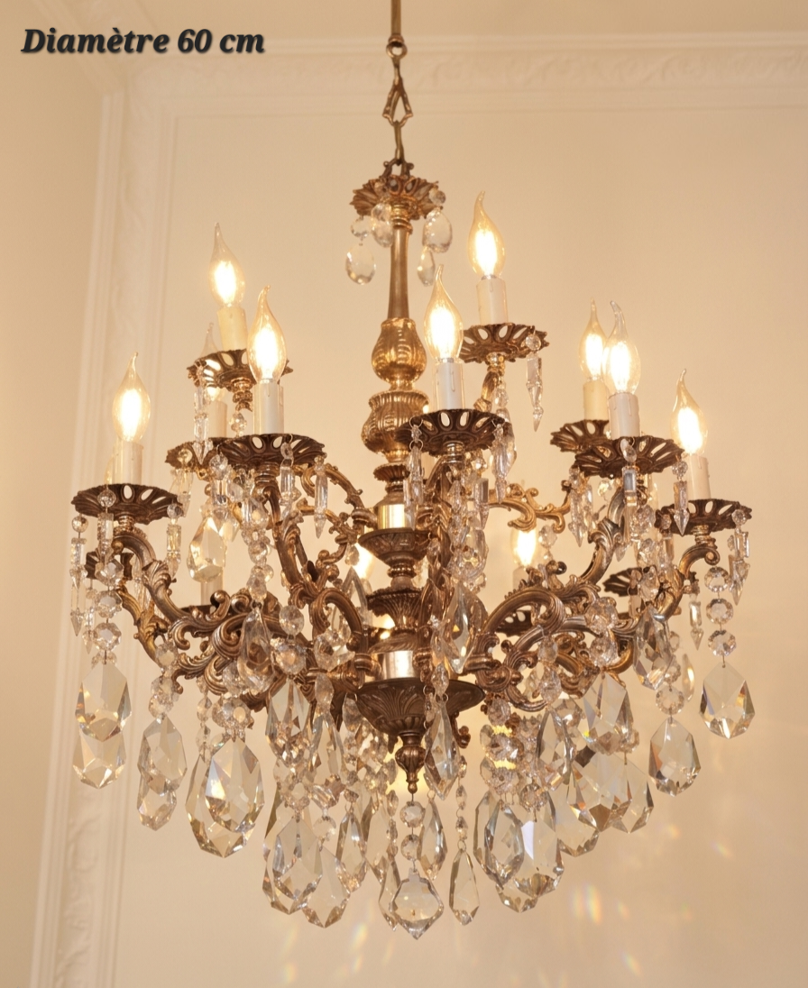 Lustre antique bronze et cristal 15 lampes (10 + 5) – Diamètre 60 cm