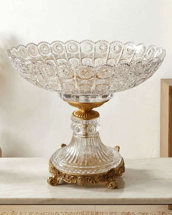 Coupe en Cristal sur Pied Doré Élégance Royale