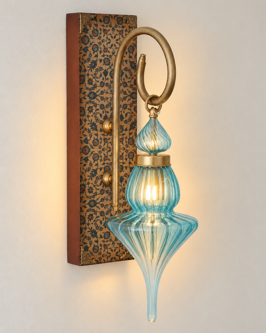 Applique murale en verre soufflé turquoise, bois et bronze