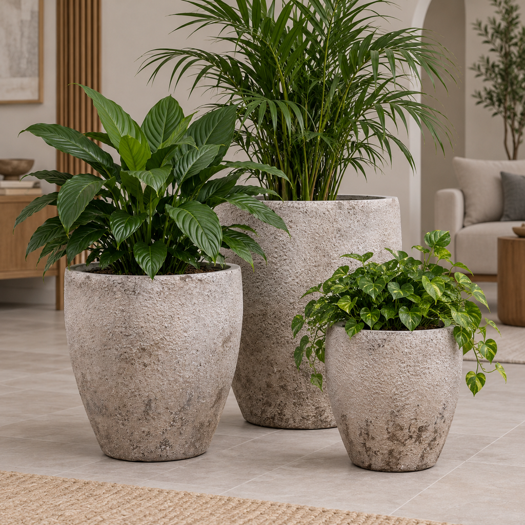 Pot décoratif galbé beige grisé texturé
