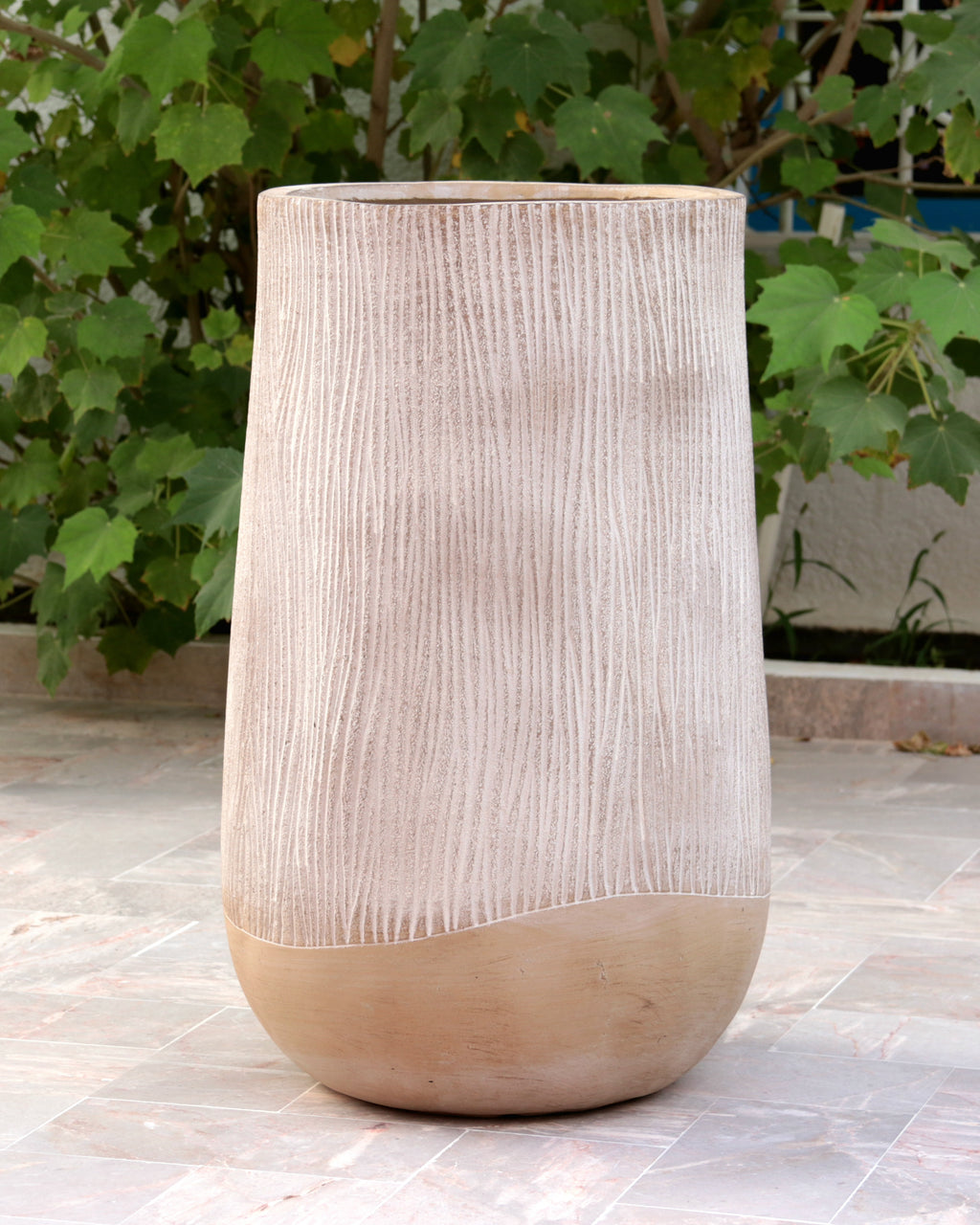 Cache-pot Écorce beige à base dorée